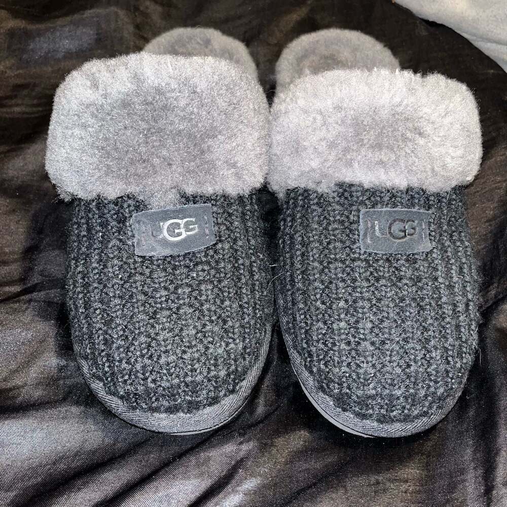 UGG Cozy Knit Genuine Shearling Slipper in Black
